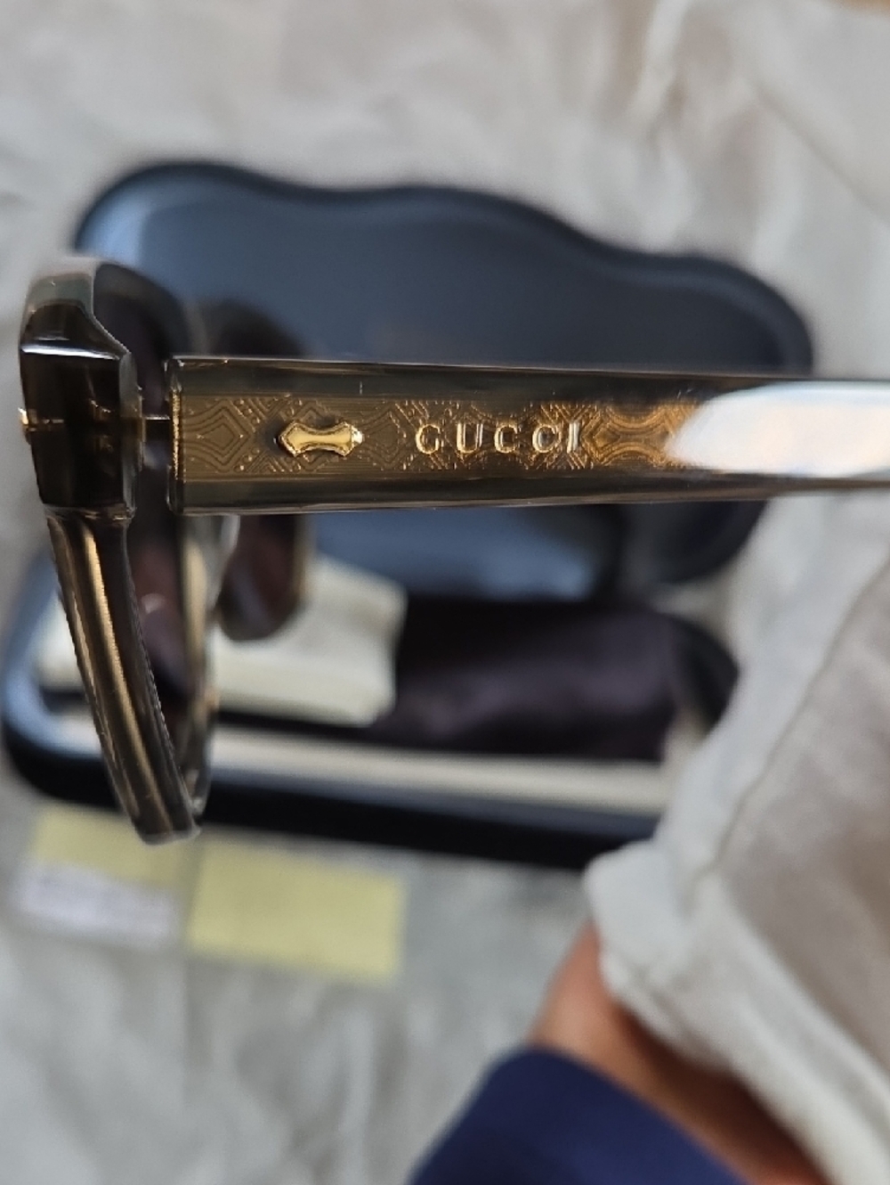 Gucci Brown Transparent Frame Sunglasses - Picture 8 of 16